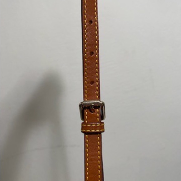 Dooney and Bourke shoulder bag - Picture 6 of 9